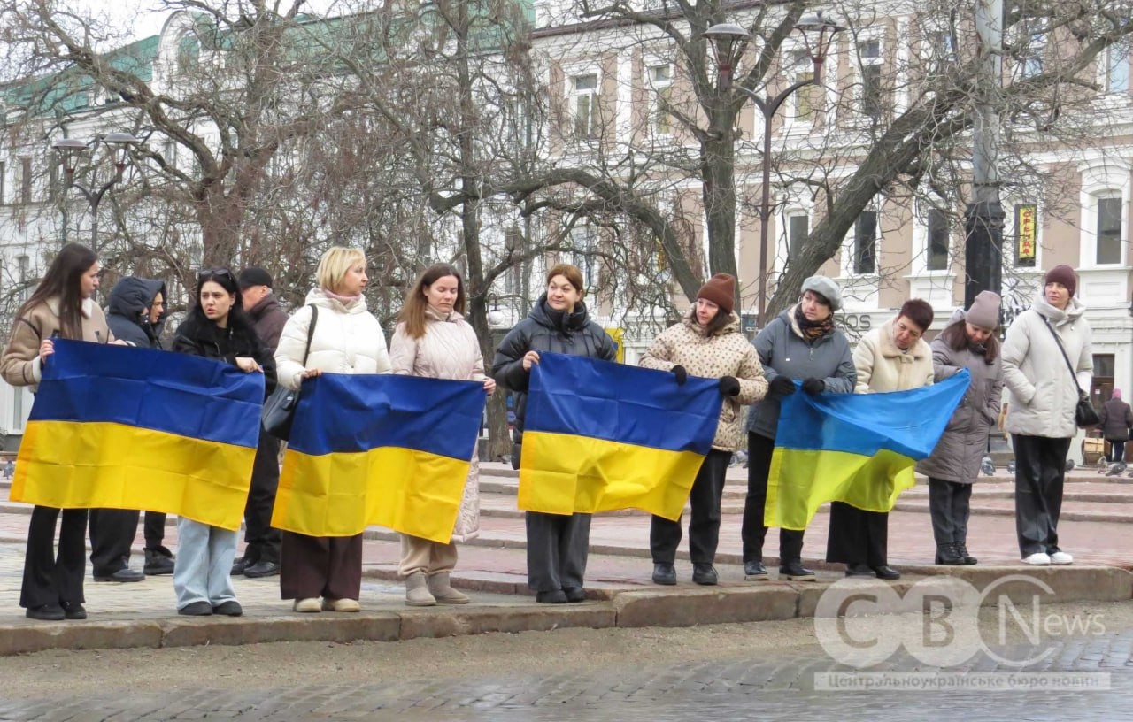 У Кропивницькому провели в останню путь молодшого сержанта Дениса Тушина