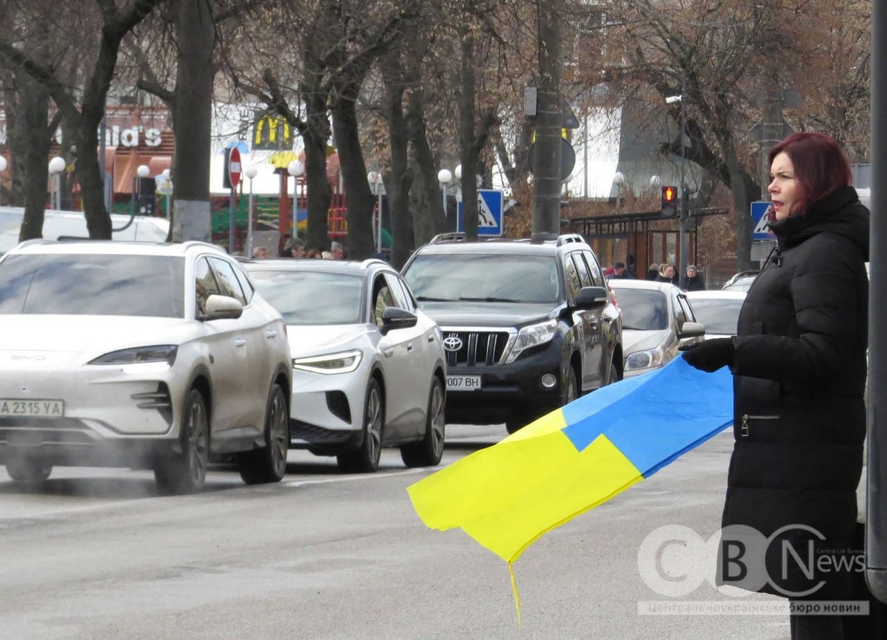 У Кропивницькому провели в останню путь молодшого сержанта Дениса Тушина