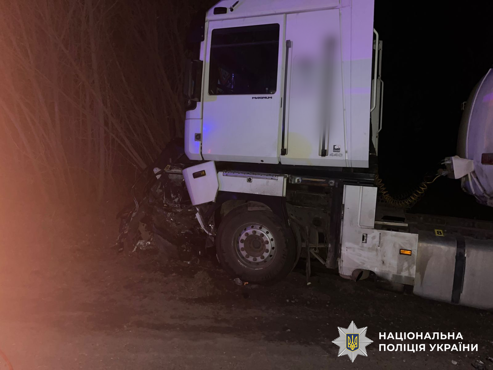 Автопоїзд, який потрапив у ДТП