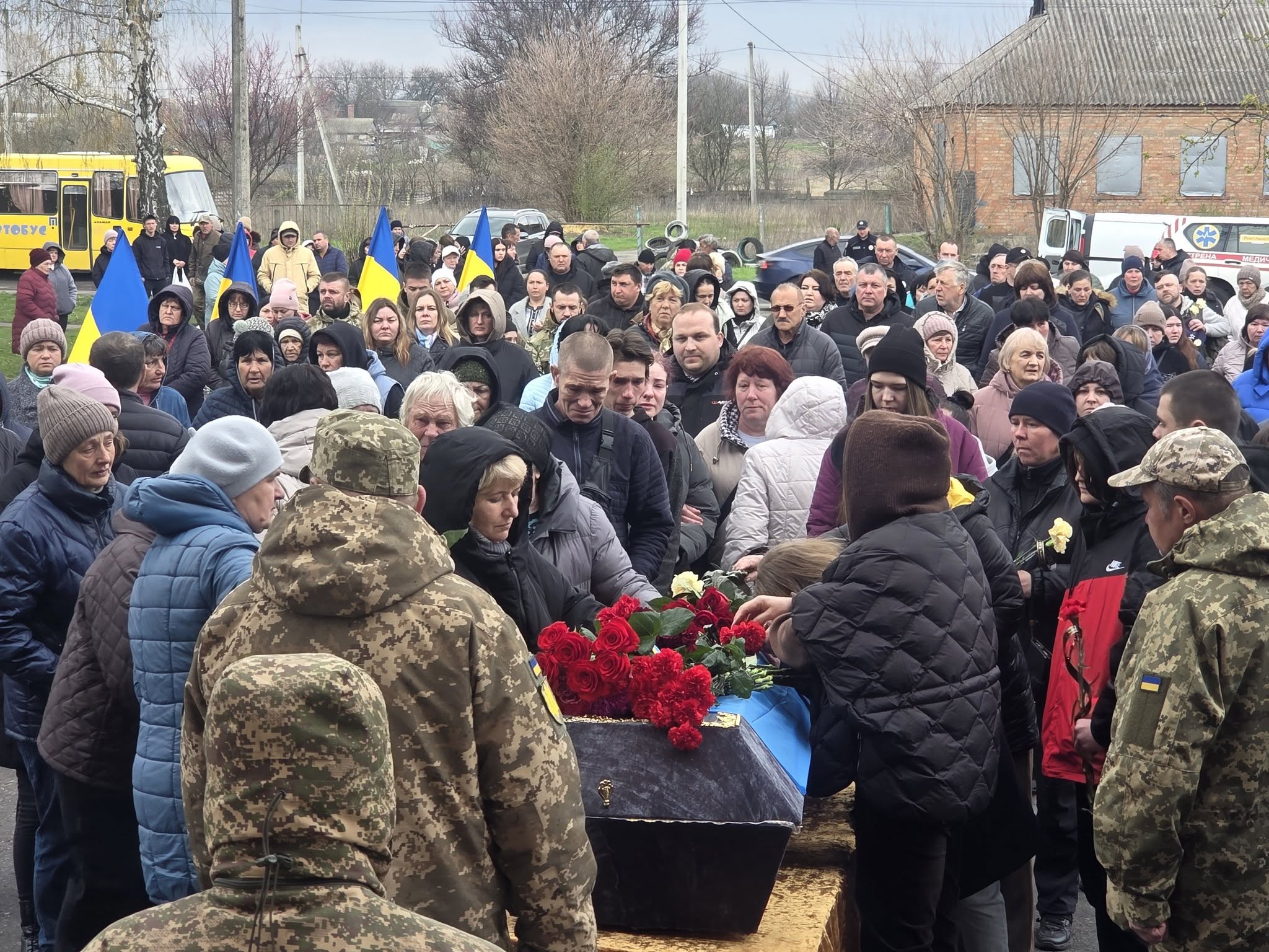 665863308_2169490400464600_7817227518045792342_n