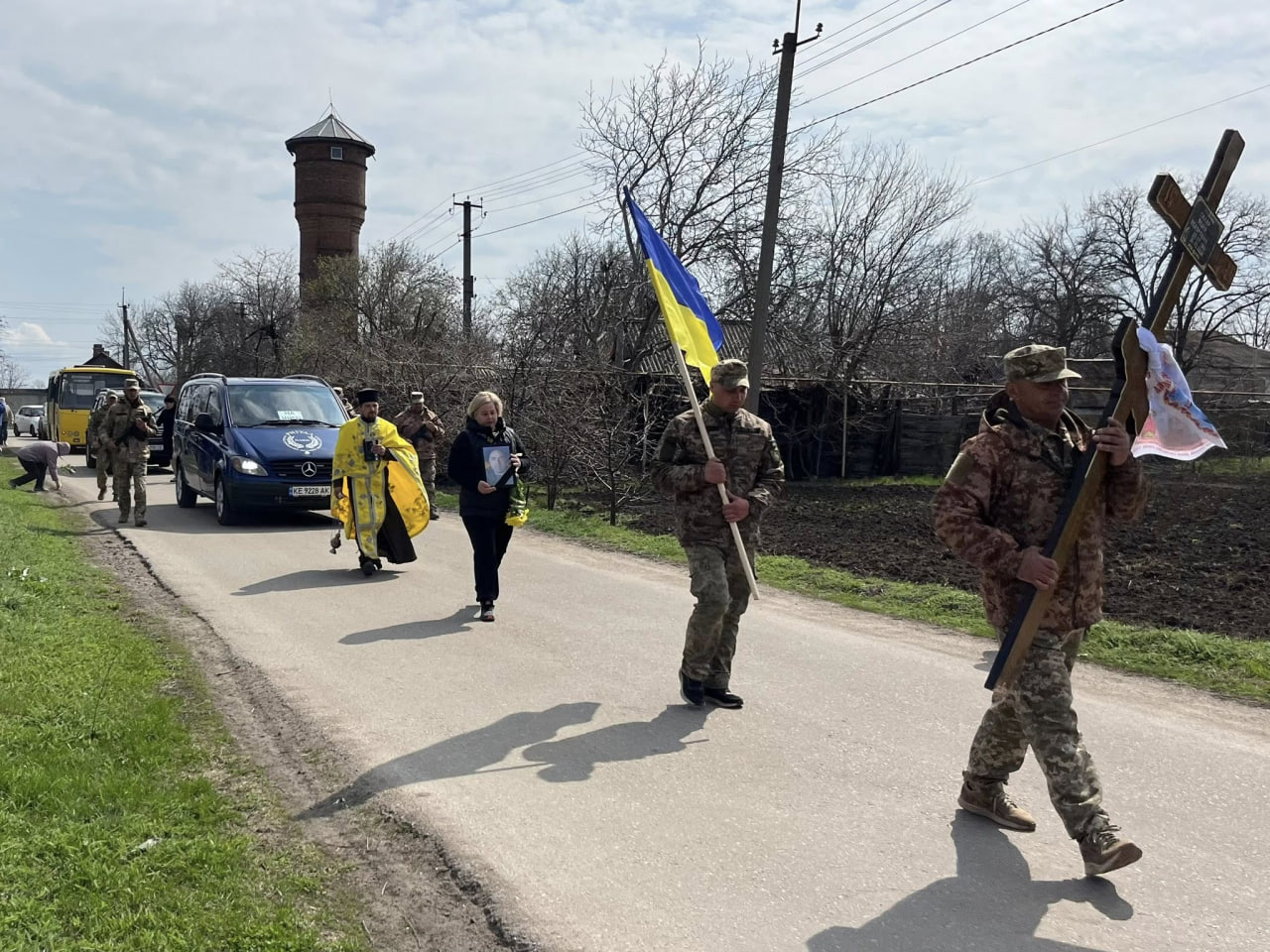 Колона процесії прощання з Федором Склярем