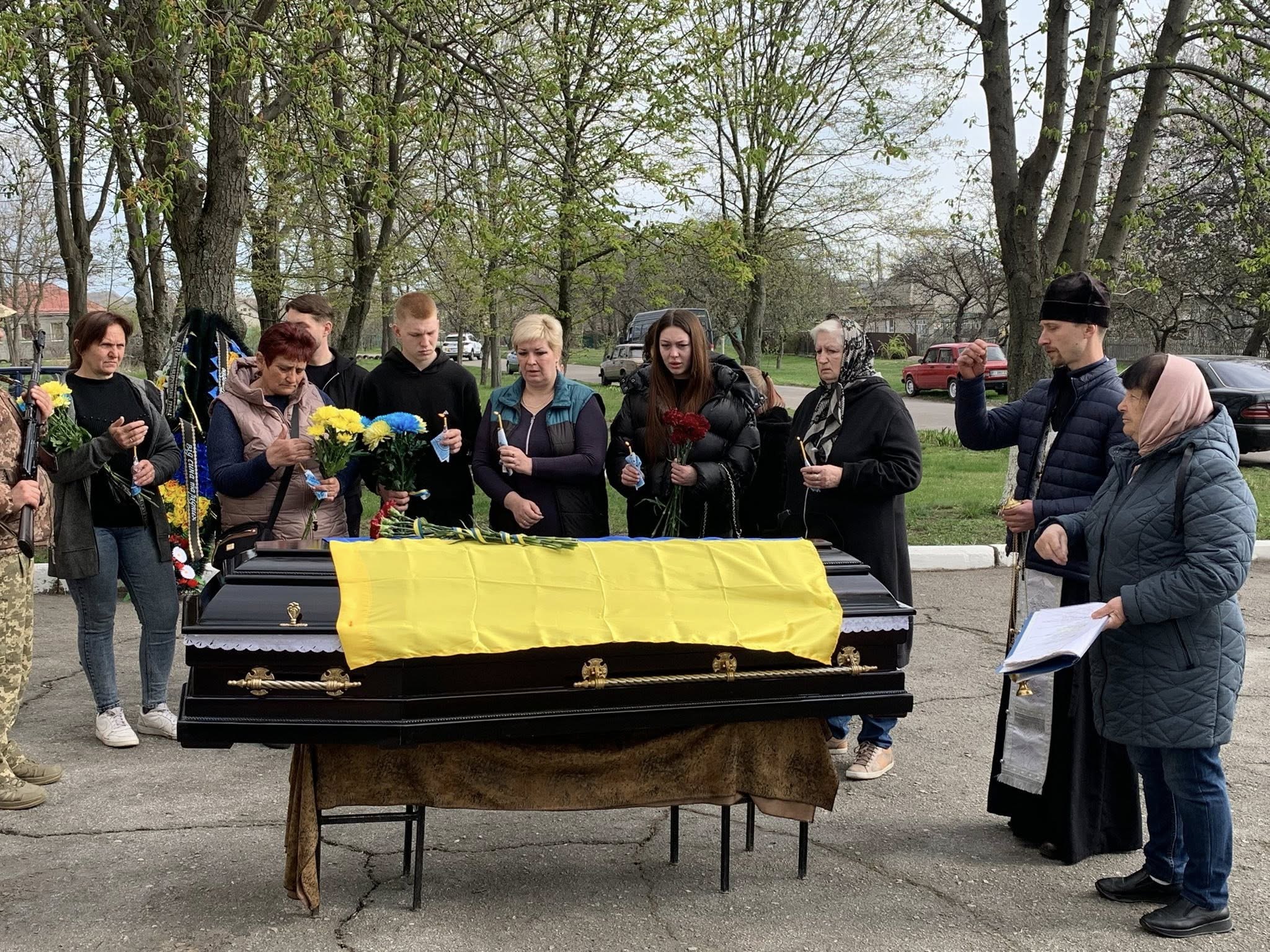 photo_5408880430615828097_w