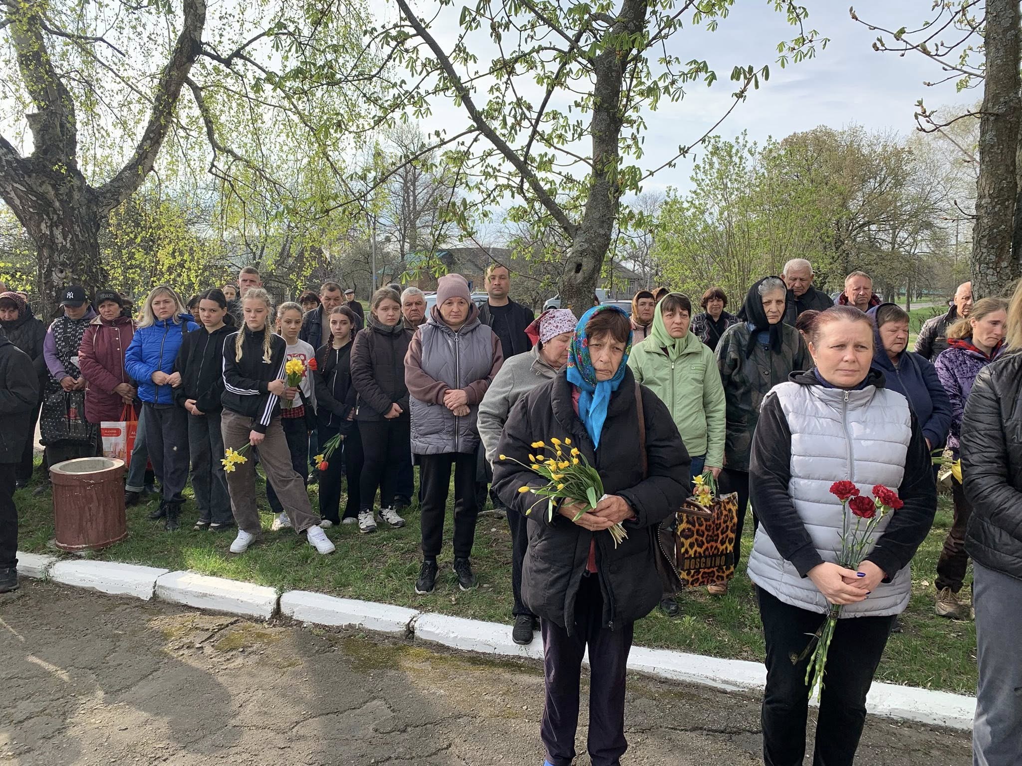 photo_5408880430615828098_w