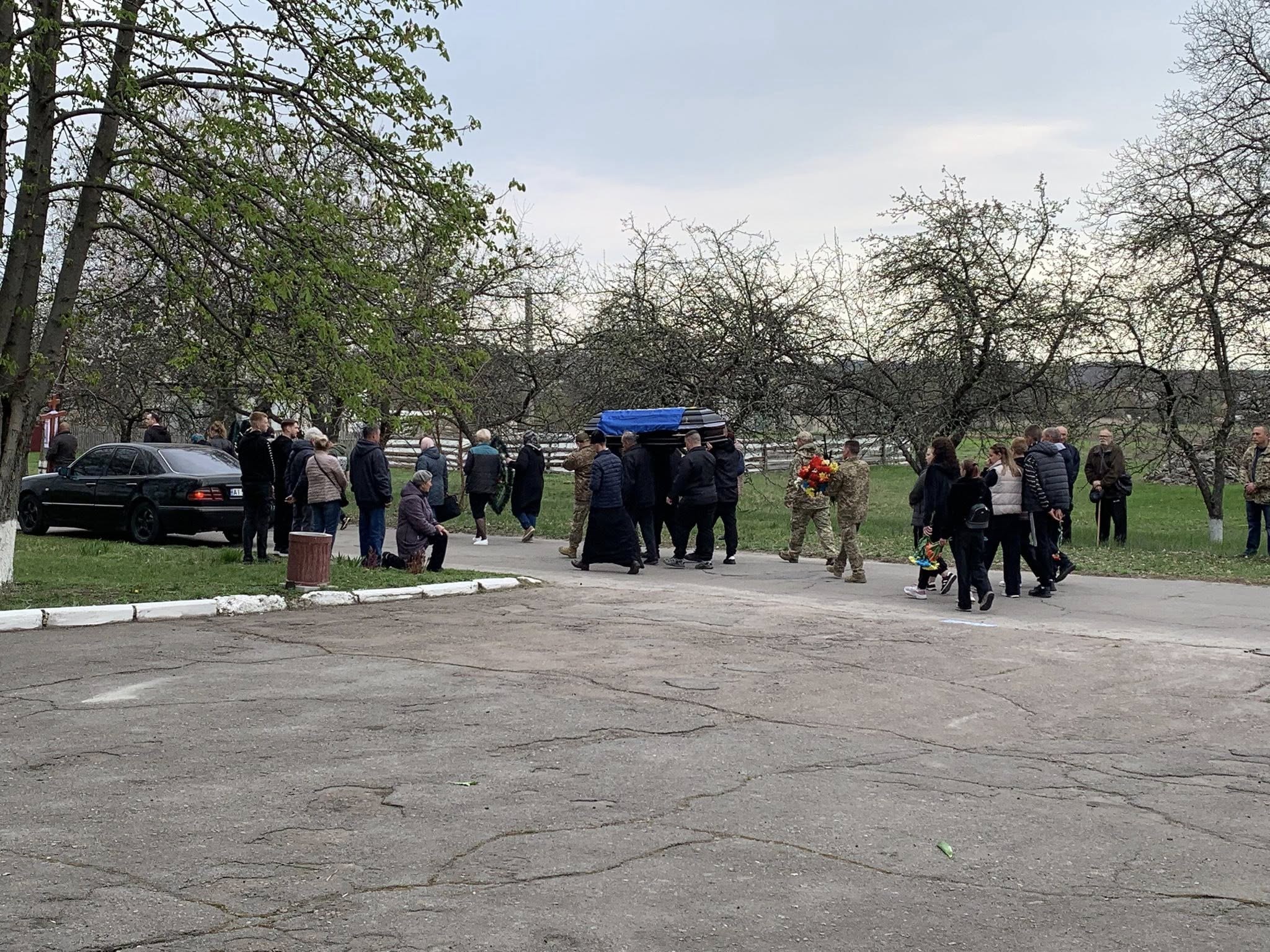 photo_5408880430615828100_w