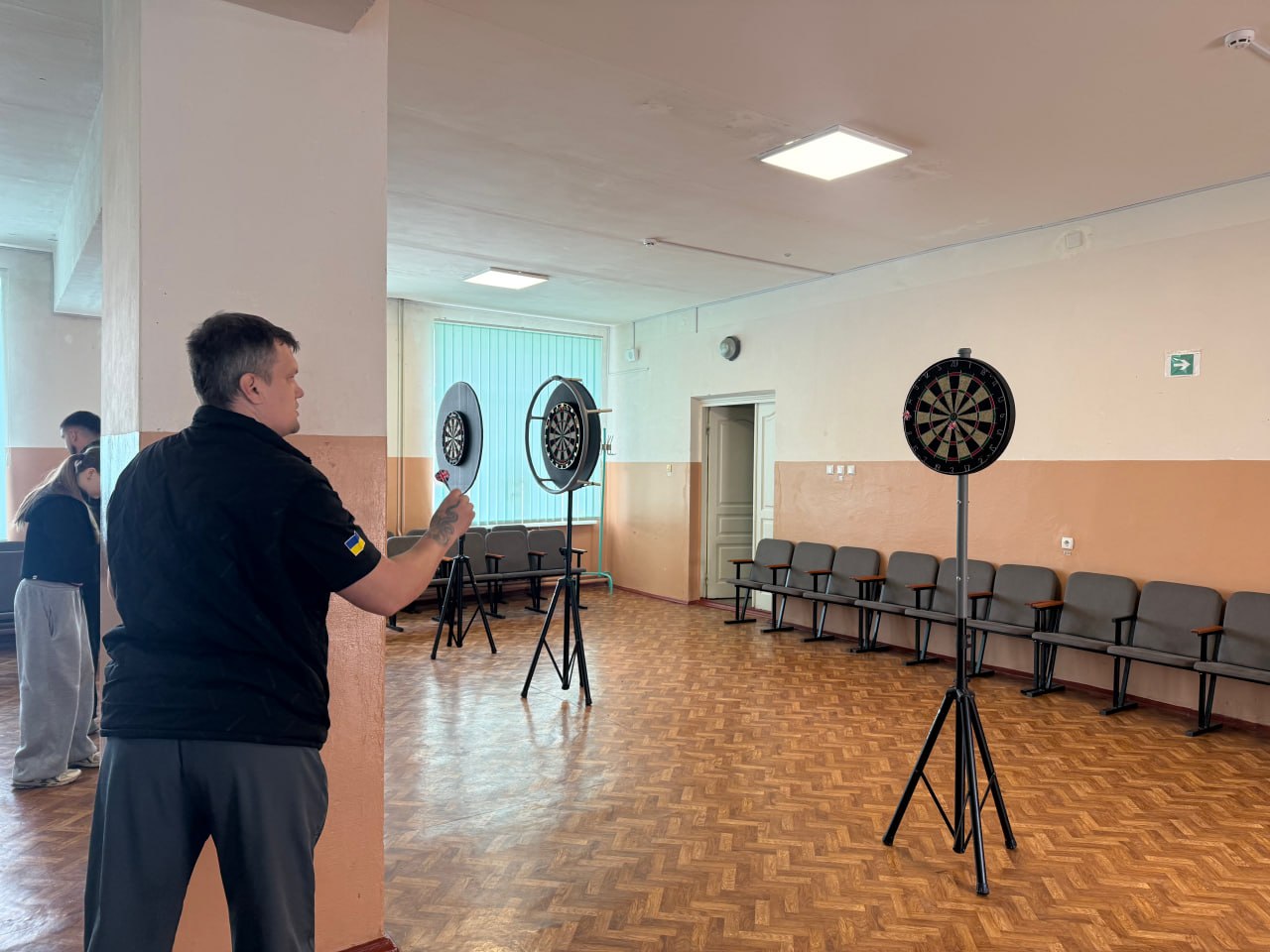 photo_5438500706932430698_y