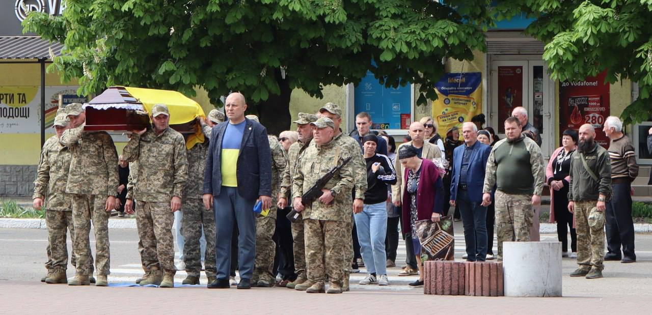 У Новоукраїнці попрощалися з Анатолієм Жежілем та Віталієм Цараном.