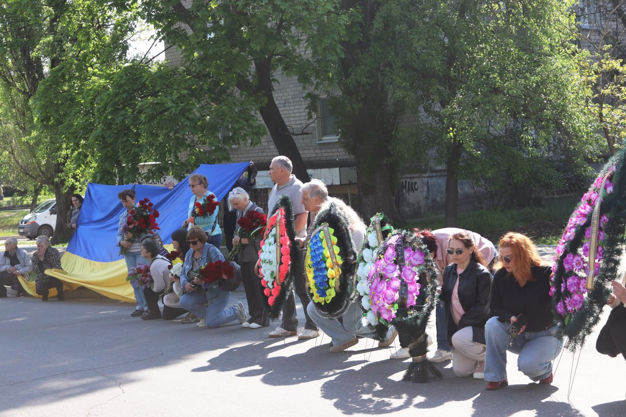 Живий коридон на прощанні у Світловодську