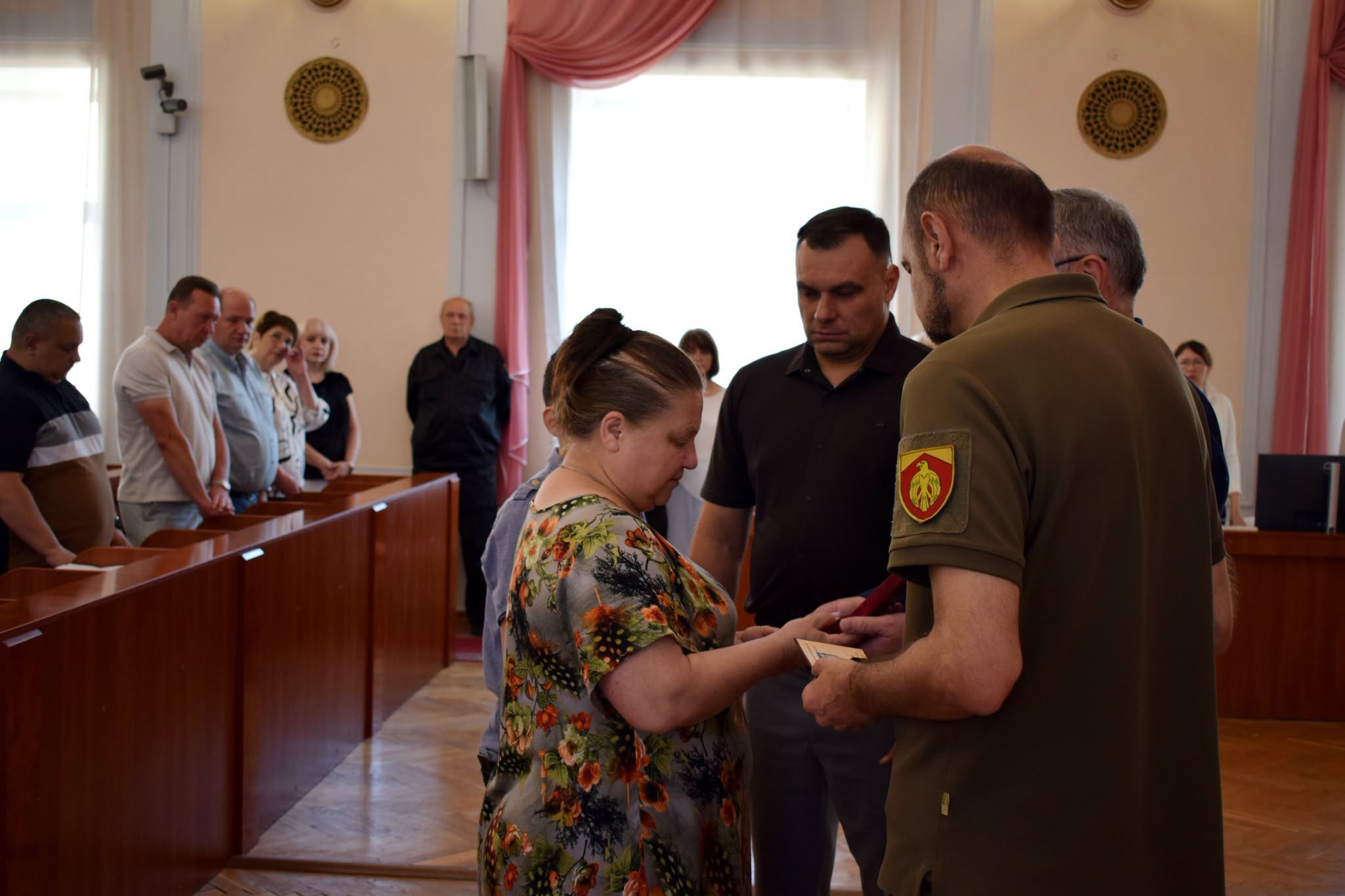 Під час сесії Кропивницької міської ради вшанували загиблих захисників та відзначили військових