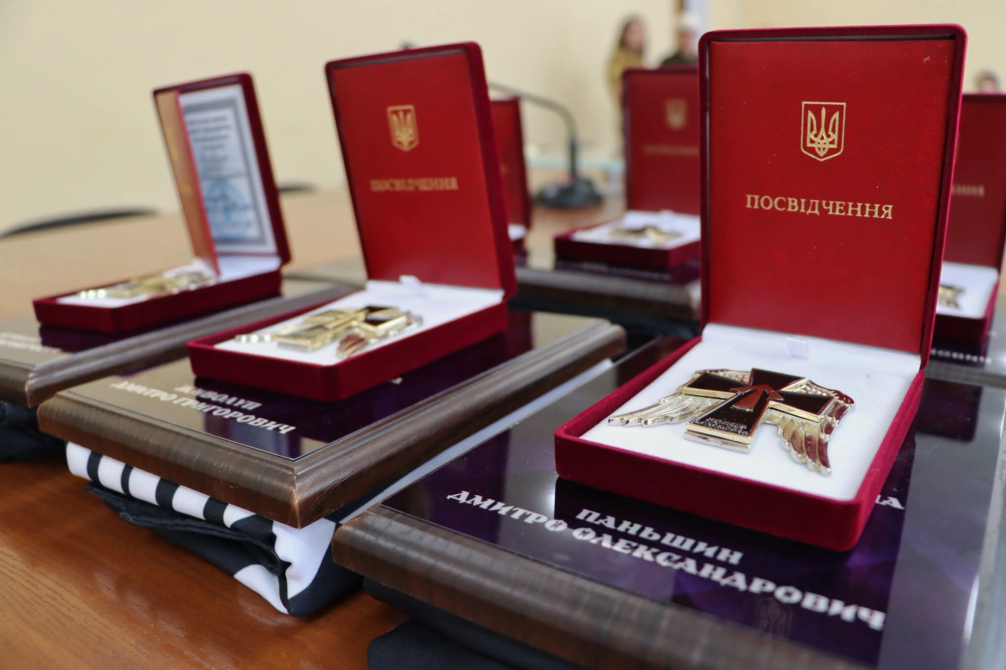 Шістьох військових з Олександрії посмертно нагородили «Хрестом безсмертя».
