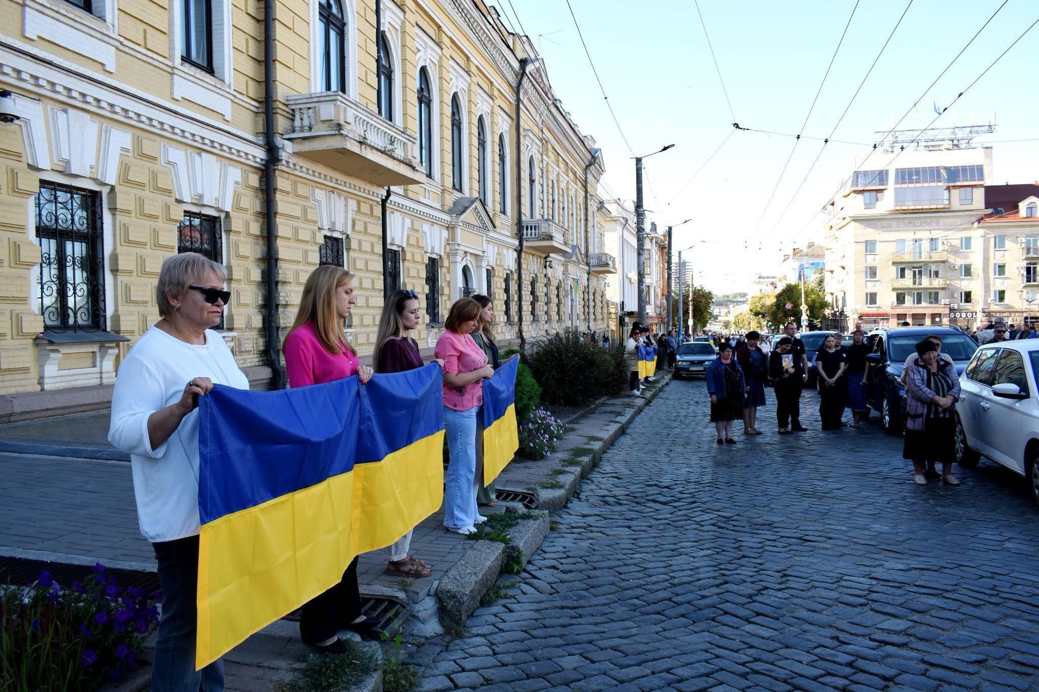 У Кропивницькому 9 вересня попрощалися із трьома загиблими захисниками