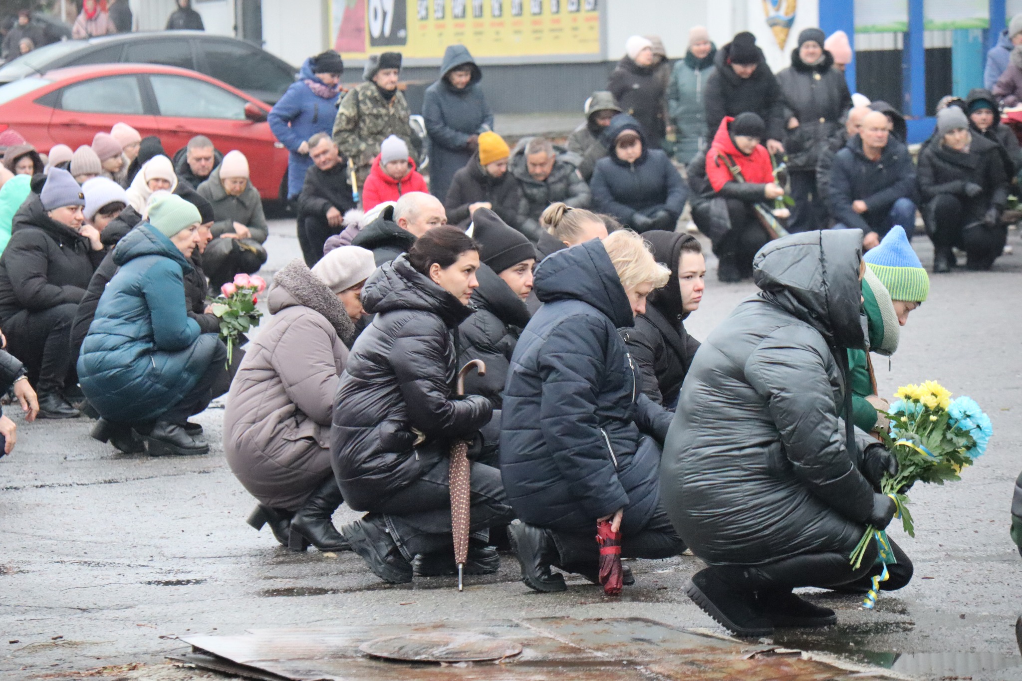 Прощання з загиблим воїном