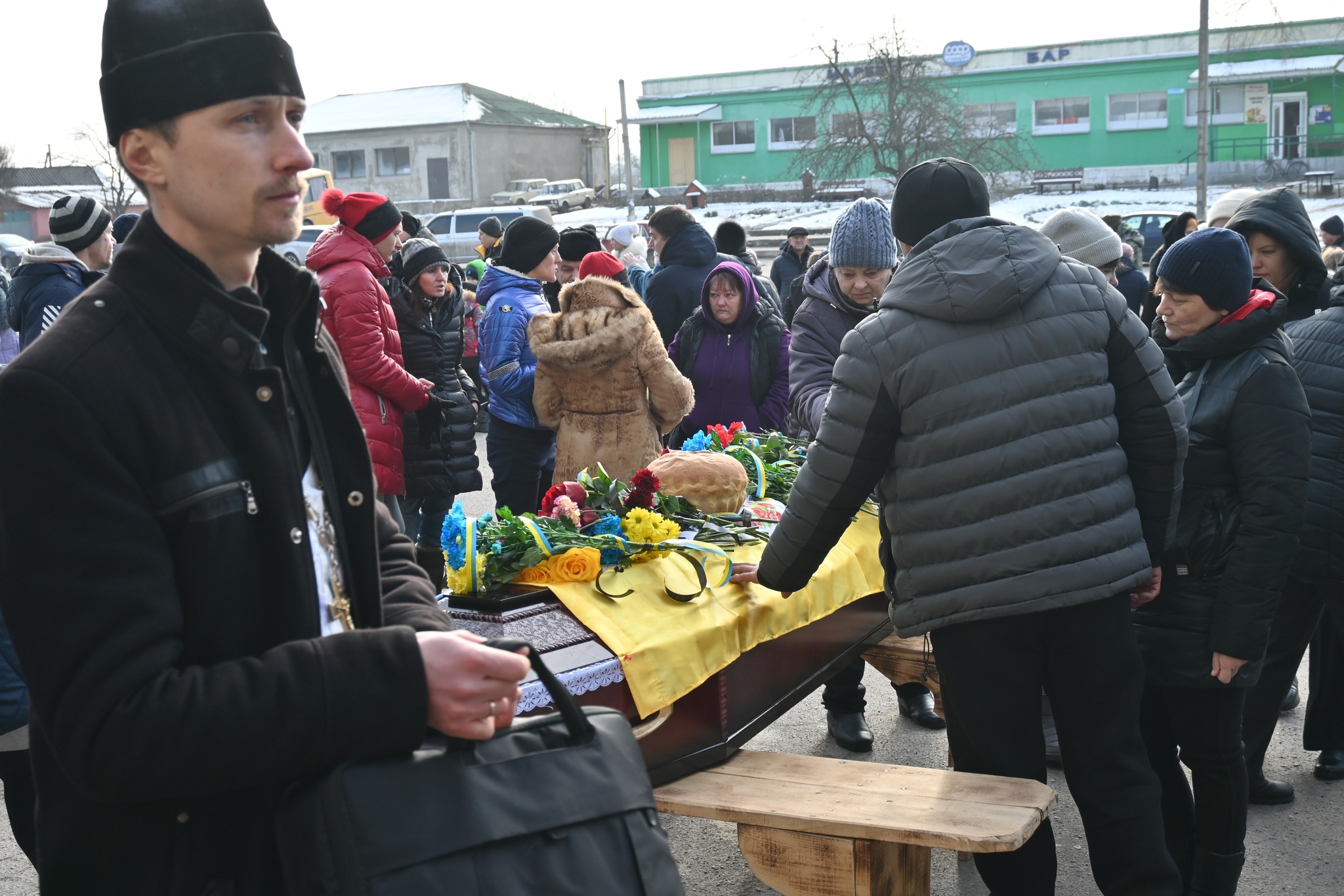 Церемонія прощання із загиблим Віталієм Поповим