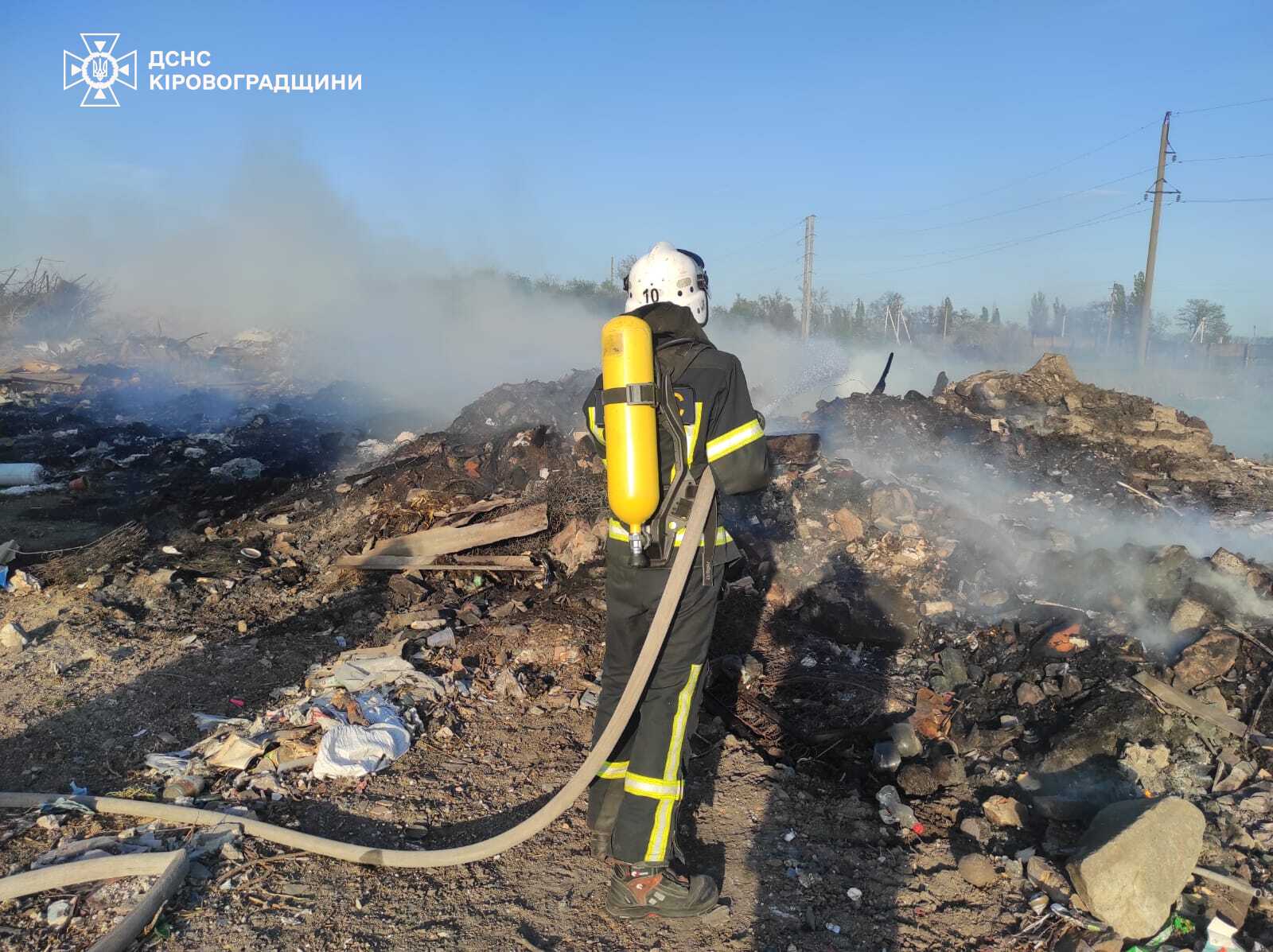 Пожежі на майже 10 гектарах гасили на Кіровоградщині