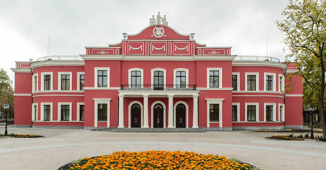 Театр Корифеїв відновлює показ вистав. Новости :section-UKR.NET.